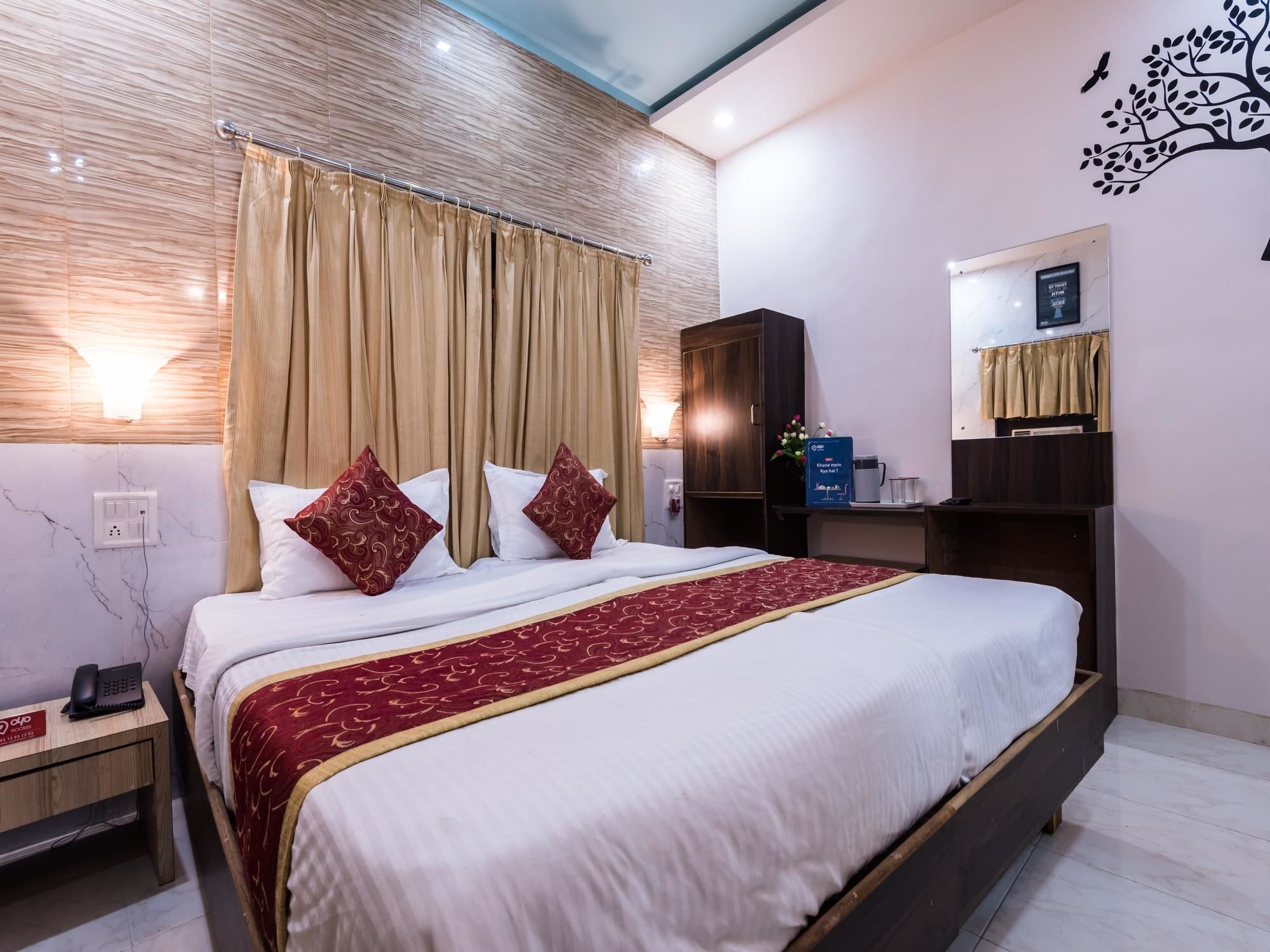 Oyo 1781 Hotel Panchratna Panvel Dış mekan fotoğraf